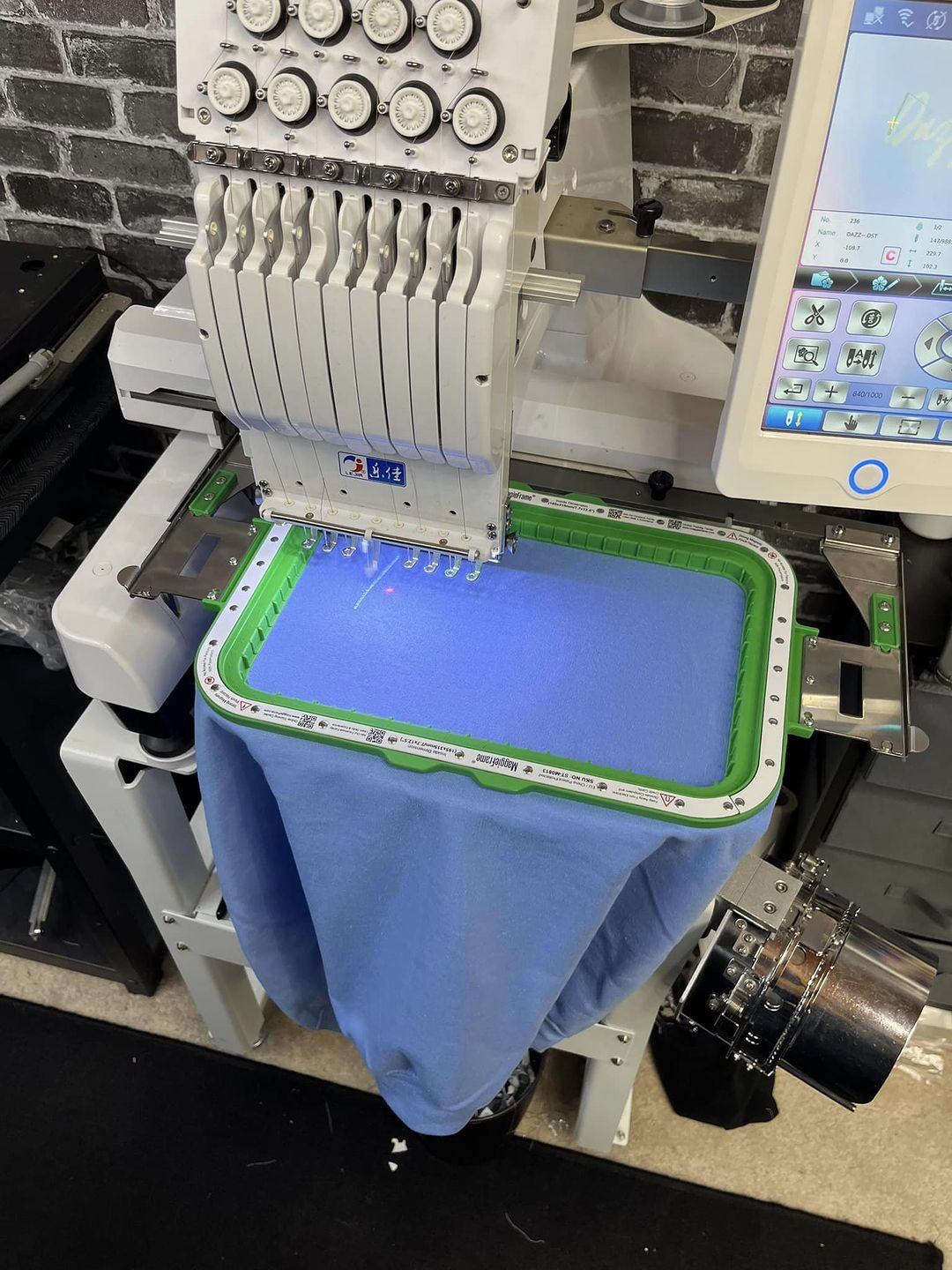 embroidery thread holders