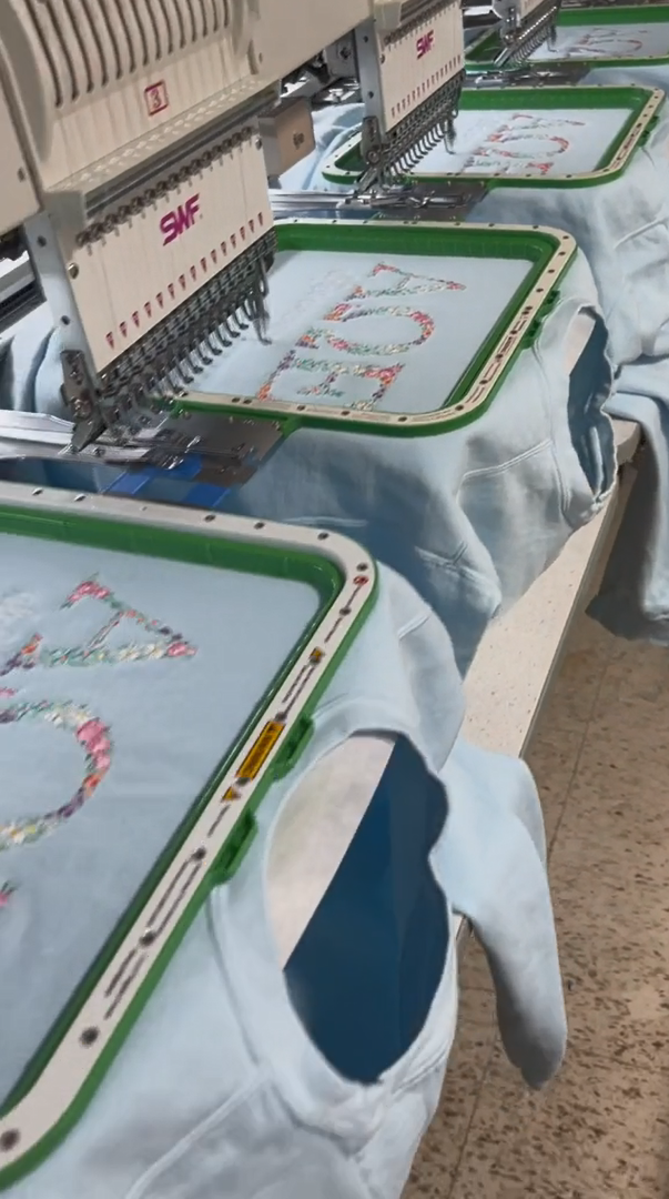 borders custom embroidery
