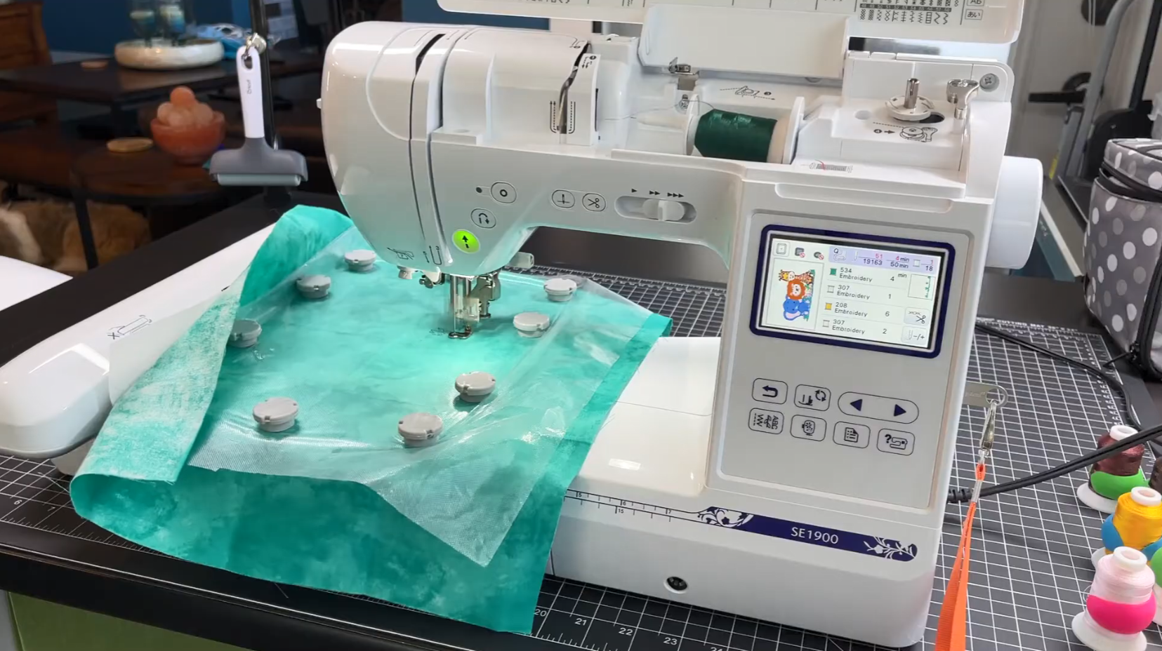 sewing machine computerized embroidery
